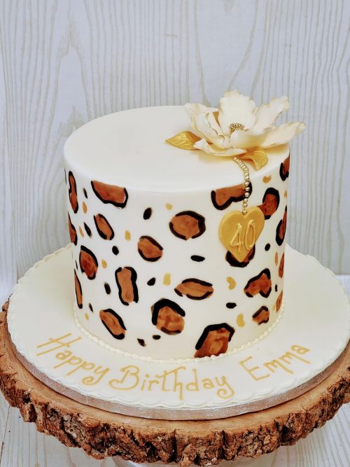 Leopard print theme cake – Ravens Bakery